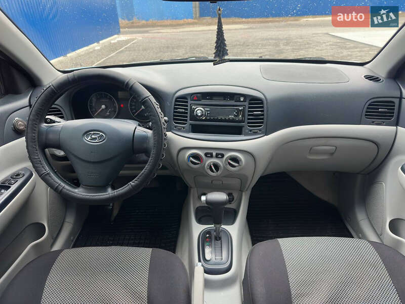 Седан Hyundai Accent 2007 в Ржищеве