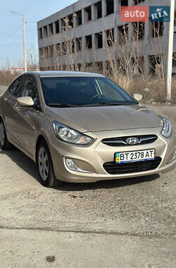 Седан Hyundai Accent 2011 в Миколаєві