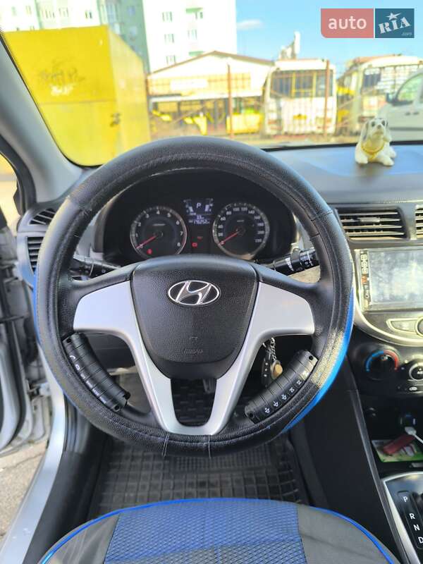 Седан Hyundai Accent 2011 в Чернигове