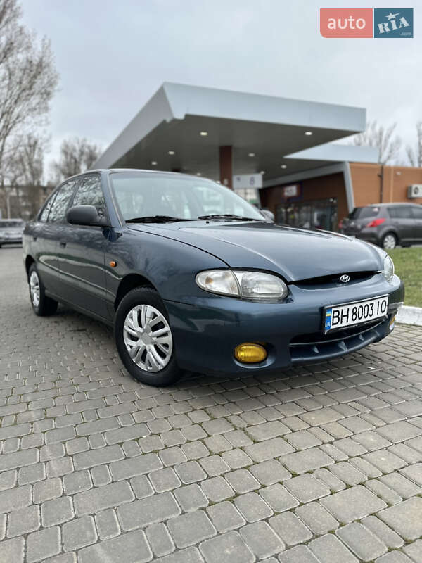 Ліфтбек Hyundai Accent 1998 в Одесі