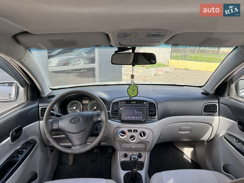 Седан Hyundai Accent 2008 в Одесі