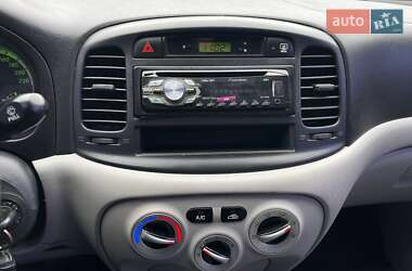 Седан Hyundai Accent 2008 в 