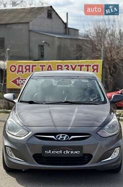 Седан Hyundai Accent 2011 в Миколаєві