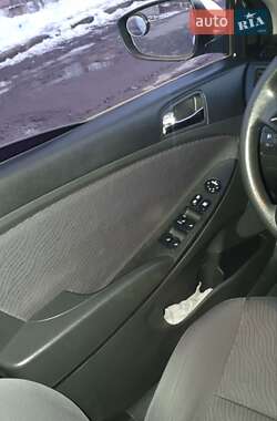 Седан Hyundai Accent 2012 в 