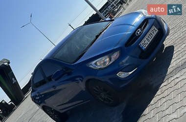 Седан Hyundai Accent 2012 в Львові