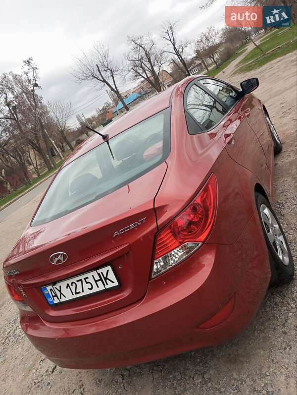 Седан Hyundai Accent 2013 в Харкові