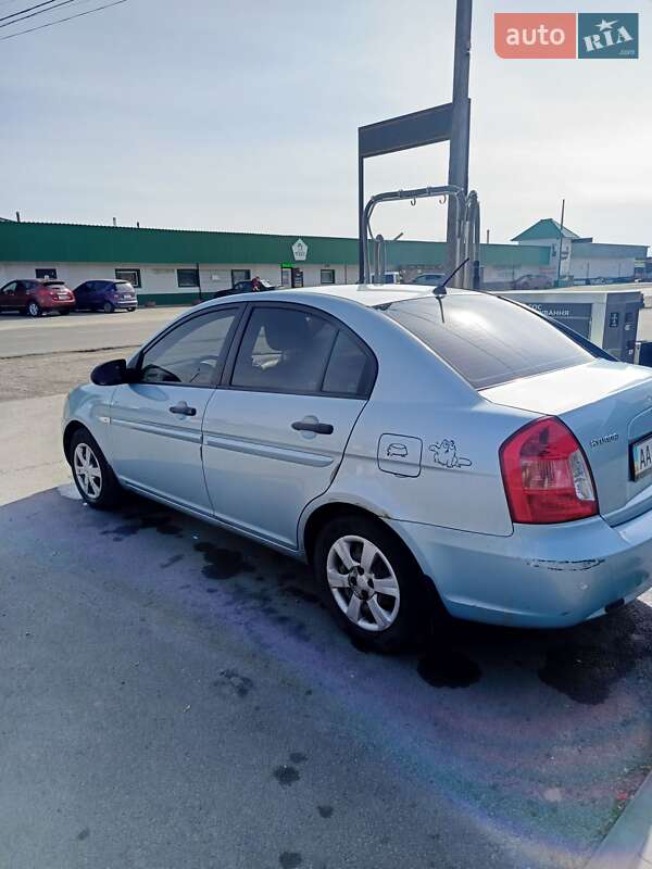 Седан Hyundai Accent 2008 в Киеве