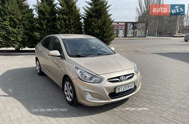 Седан Hyundai Accent 2011 в 