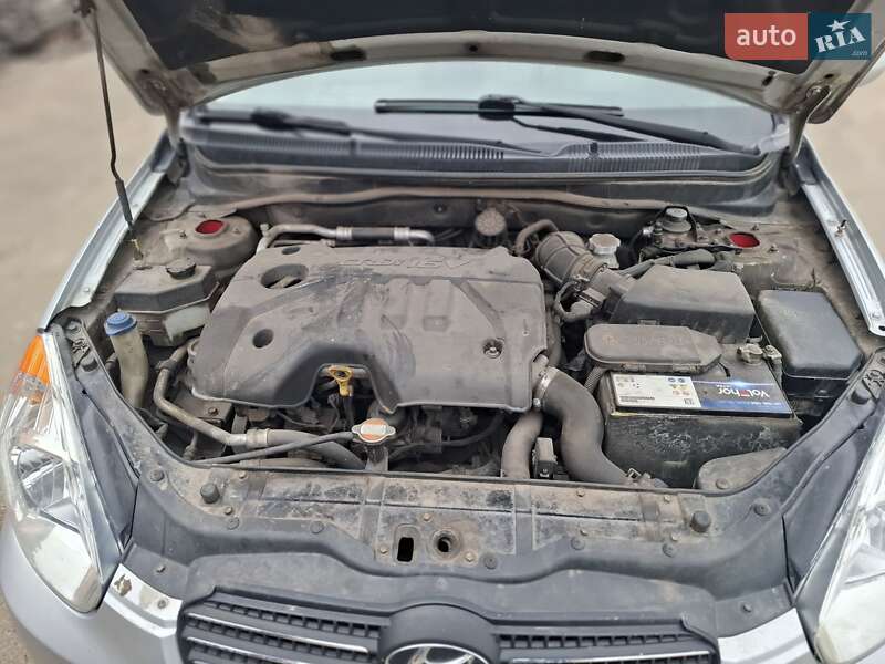 Седан Hyundai Accent 2008 в Чернигове