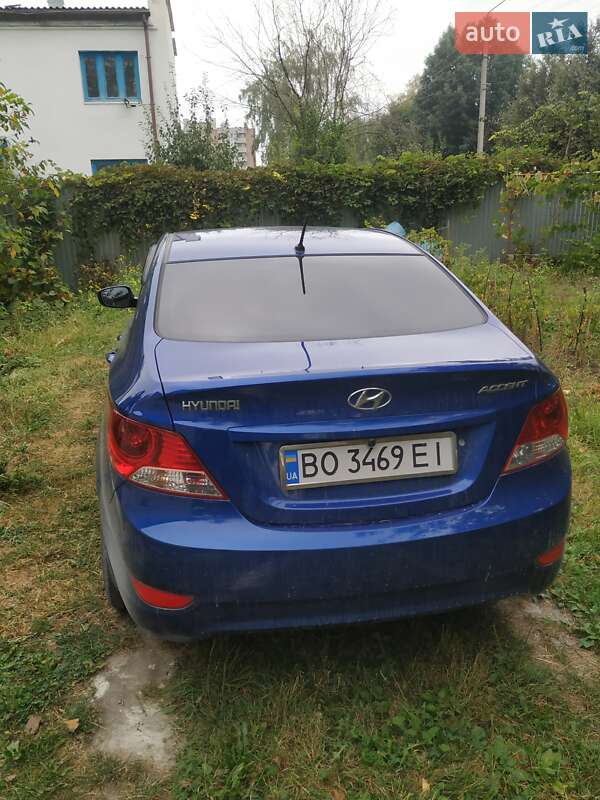 Седан Hyundai Accent 2011 в Тернополе
