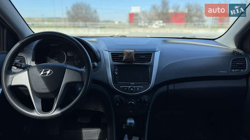 Седан Hyundai Accent 2018 в Киеве