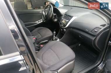 Седан Hyundai Accent 2012 в 