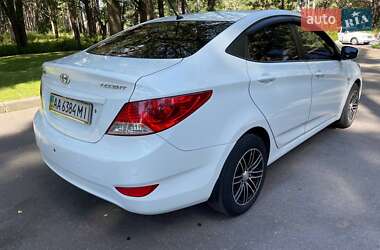 Седан Hyundai Accent 2012 в 