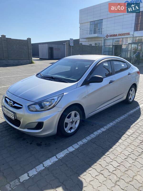 Седан Hyundai Accent 2011 в Чорноморську