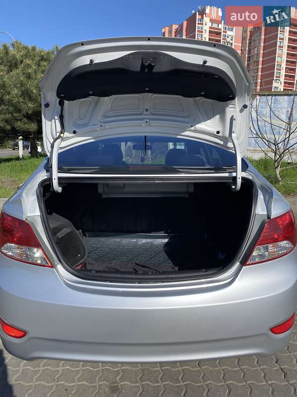 Седан Hyundai Accent 2011 в Чорноморську