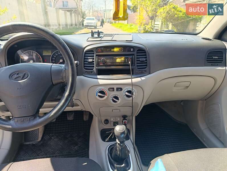 Седан Hyundai Accent 2008 в Одессе