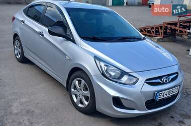 Седан Hyundai Accent 2012 в 