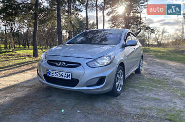 Седан Hyundai Accent 2011 в 