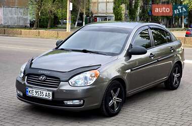 Седан Hyundai Accent 2010 в 