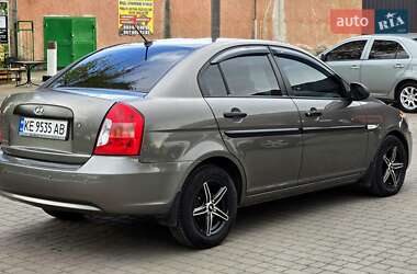 Седан Hyundai Accent 2010 в 