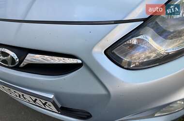Седан Hyundai Accent 2011 в 