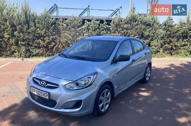 Седан Hyundai Accent 2011 в 