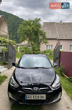 Седан Hyundai Accent 2012 в 