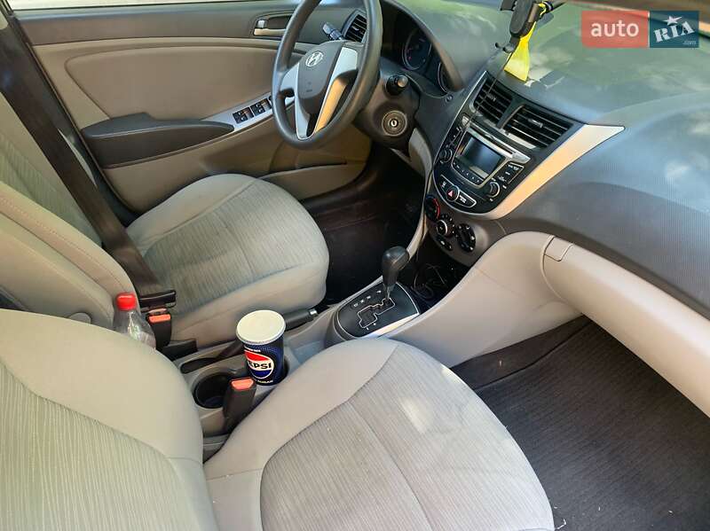 Седан Hyundai Accent 2015 в Киеве