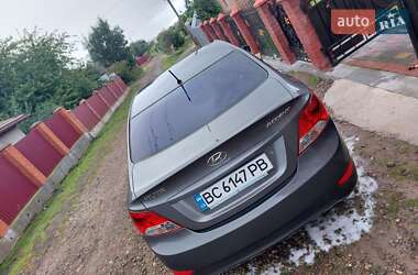 Седан Hyundai Accent 2012 в 