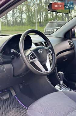 Седан Hyundai Accent 2012 в 
