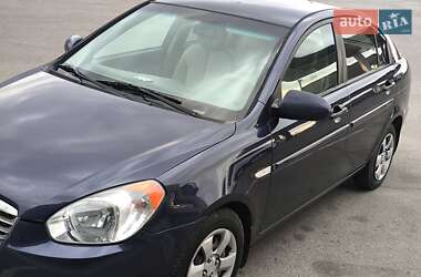 Седан Hyundai Accent 2008 в Днепре