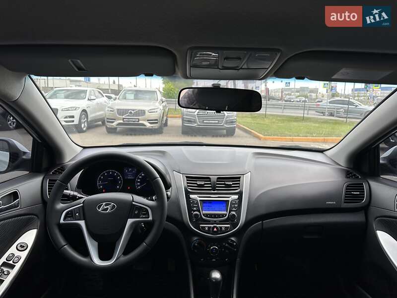 Седан Hyundai Accent 2013 в Киеве