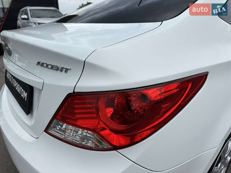 Седан Hyundai Accent 2013 в Киеве