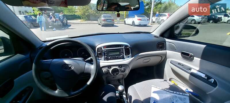 Седан Hyundai Accent 2008 в Дніпрі