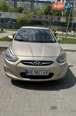 Седан Hyundai Accent 2011 в Одессе