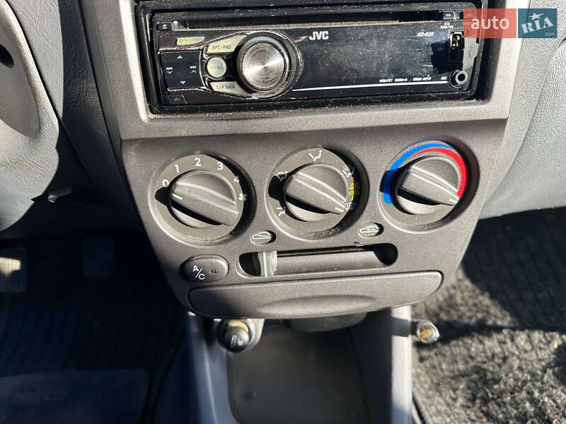 Ліфтбек Hyundai Accent 2002 в Лисянці