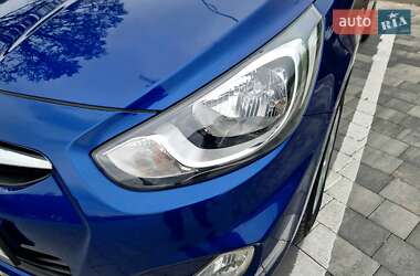 Седан Hyundai Accent 2011 в 