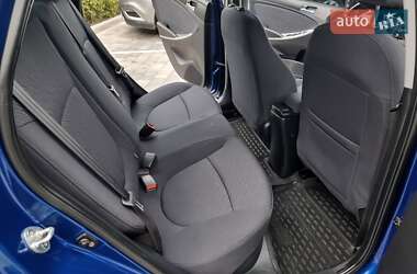 Седан Hyundai Accent 2011 в 