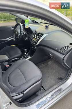 Седан Hyundai Accent 2012 в 