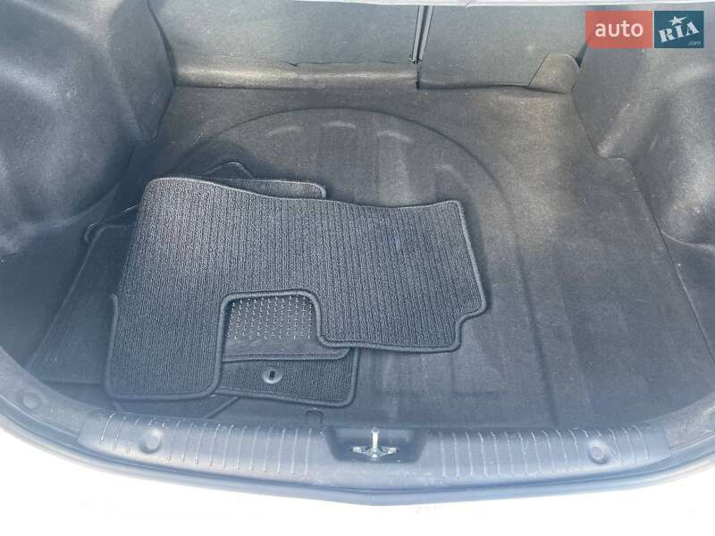 Седан Hyundai Accent 2015 в Киеве