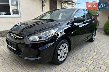 Седан Hyundai Accent 2013 в Змиеве