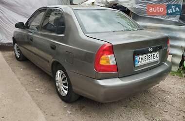 Седан Hyundai Accent 2000 в 