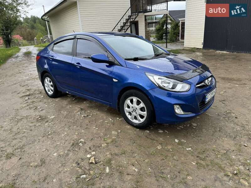 Седан Hyundai Accent 2011 в Косове фото 28 Седан Hyundai Accent 2011 в Косове