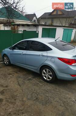 Седан Hyundai Accent 2012 в Киеве