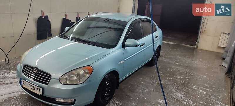 Hyundai Accent 2008
