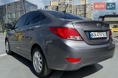 Седан Hyundai Accent 2014 в 