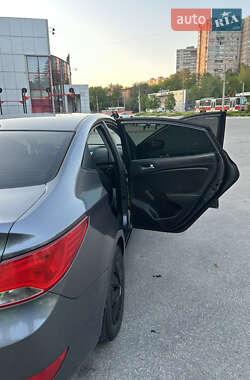 Седан Hyundai Accent 2016 в 