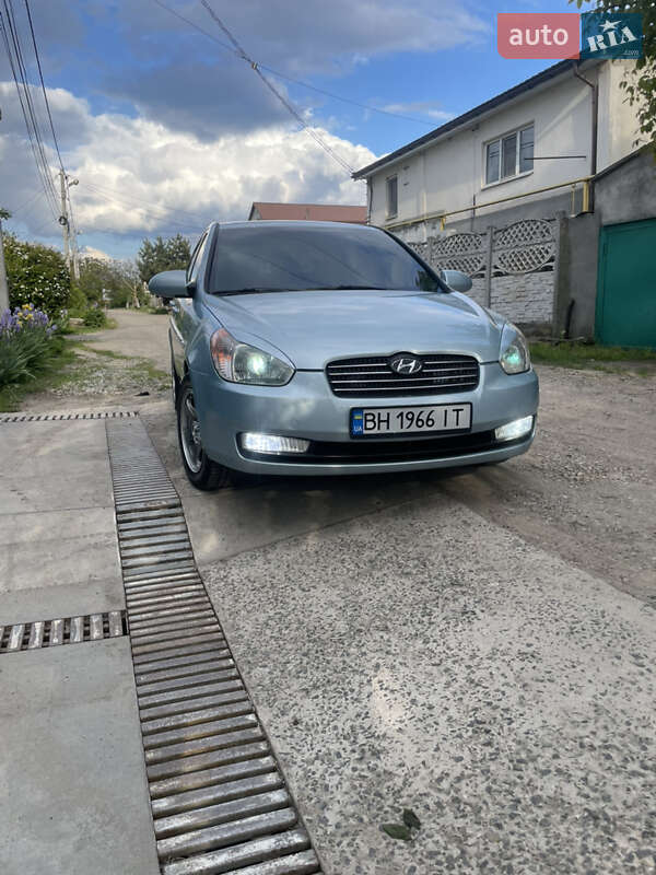 Hyundai Accent 2008
