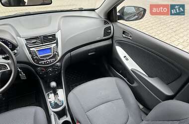 Седан Hyundai Accent 2012 в 