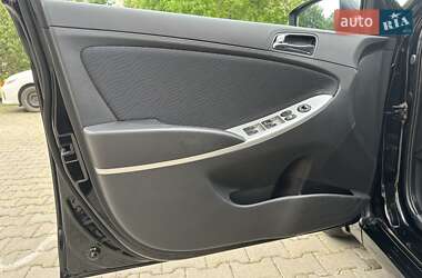 Седан Hyundai Accent 2012 в 